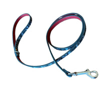 Cargar imagen en el visor de la galería, Classic Leather Dog Leash Camouflage Product vendor