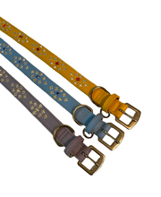 Load image into Gallery viewer, Bentley Oval Bling Pattern w-Crystal Center Product vendor