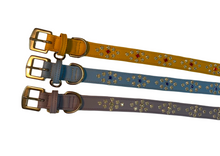 Load image into Gallery viewer, Bentley Oval Bling Pattern w-Crystal Center Product vendor