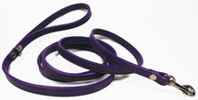 Cargar imagen en el visor de la galería, Classic Leather Dog Leash Product vendor