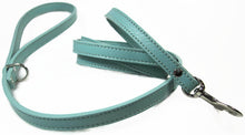 Cargar imagen en el visor de la galería, Classic Leather Dog Leash - Around The Collar NY