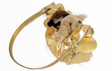 Cargar imagen en el visor de la galería, Classic Leather Dog Sling Carrier - Around The Collar NY