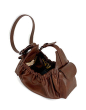 Cargar imagen en el visor de la galería, Classic Leather Dog Sling Carrier - Around The Collar NY