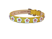 Load image into Gallery viewer, Riley Leather Flower Collar - Around The Collar NY