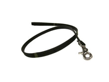 Cargar imagen en el visor de la galería, Classic Leather &amp; Camouflage Dog Leash Product vendor
